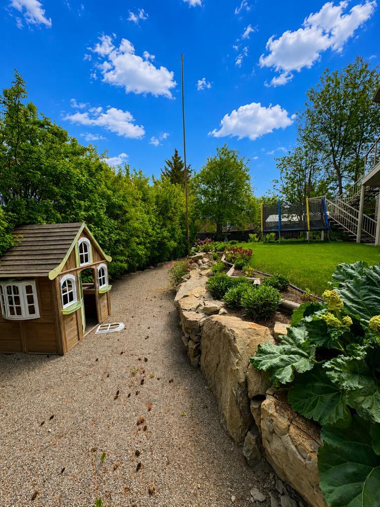 131 Edgebrook Circle NW