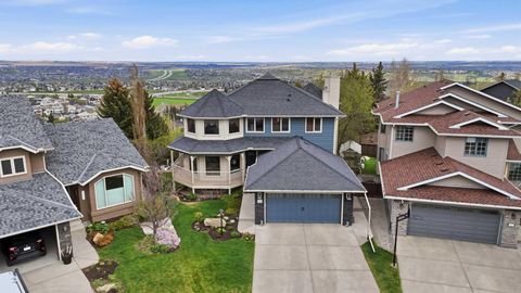 Photo of 131 Edgebrook Circle NW, Calgary, AB T3A 5A4 (MLS # A2319764)