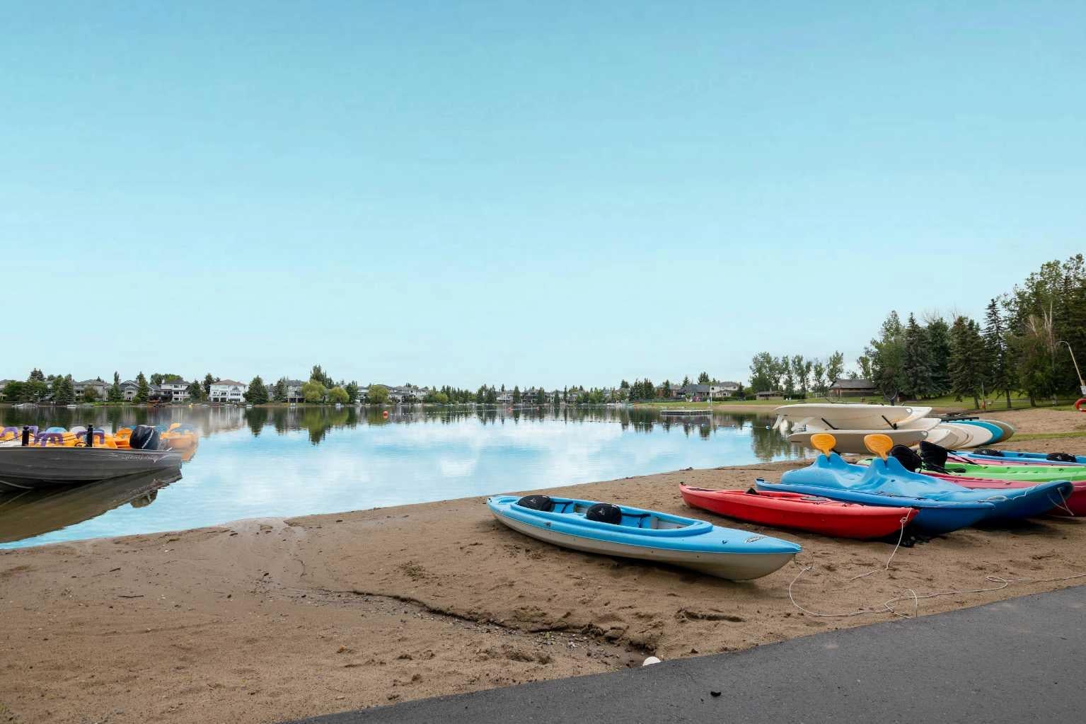 128 Sunvista Close SE