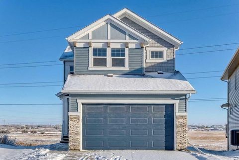 110 Hotchkiss Manor SE Calgary AB T3S 0G1