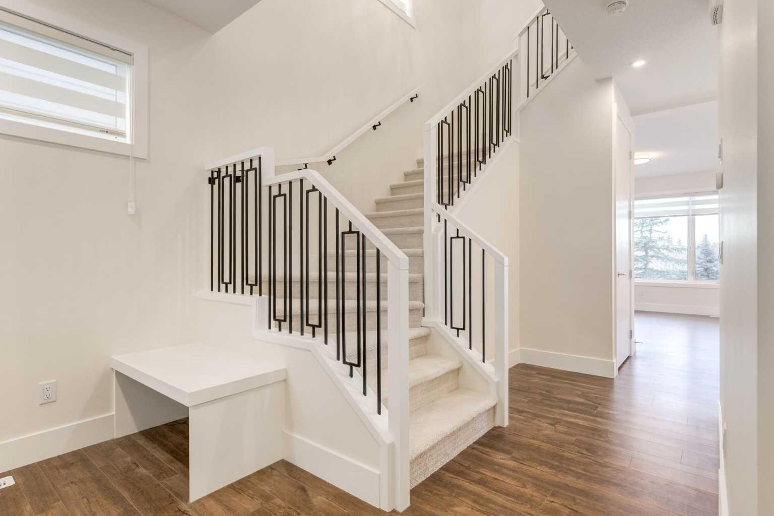 60 Aspen Woods Park SW