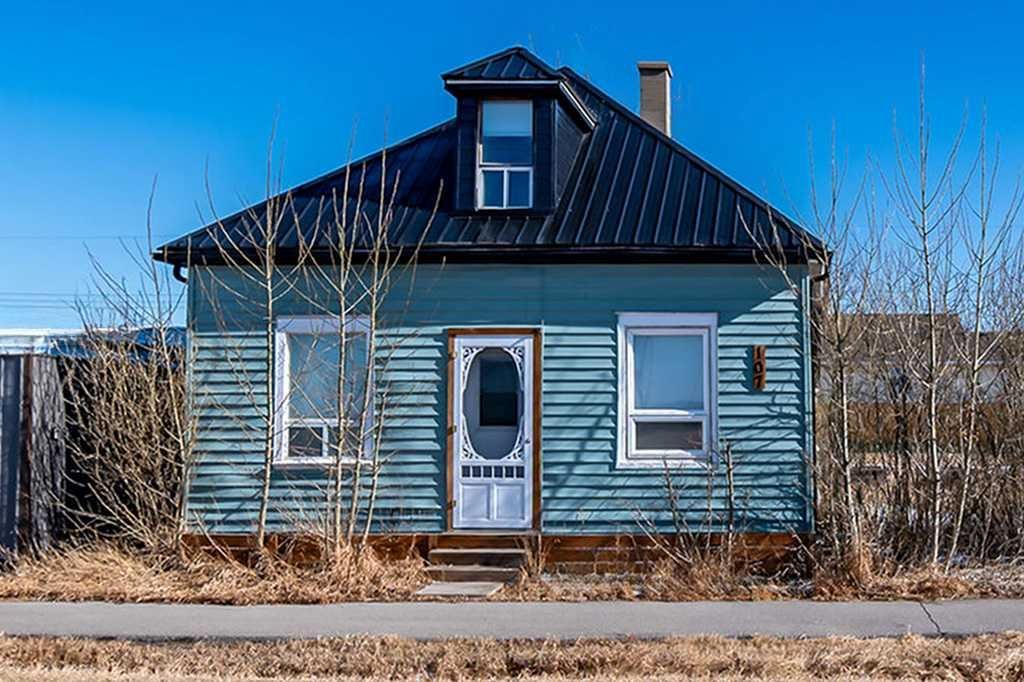 Photo of 107 1 Avenue N, Champion, AB T0L 0R0 (MLS # A2286502)
