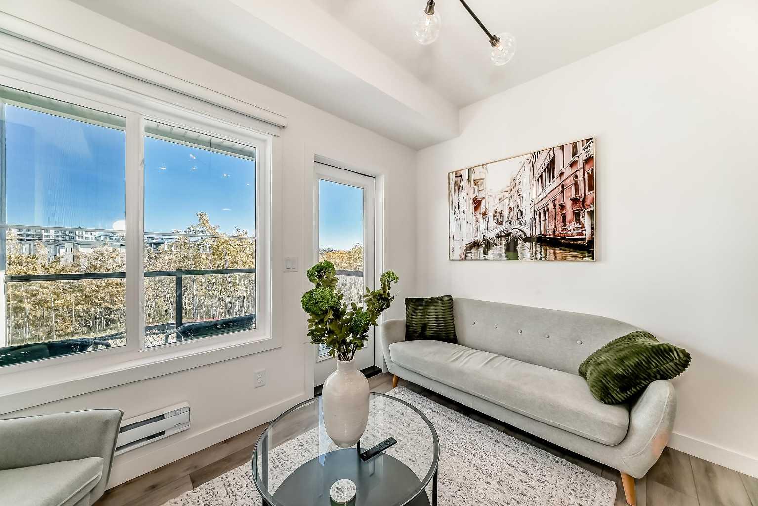 35 Spring Creek Common SW