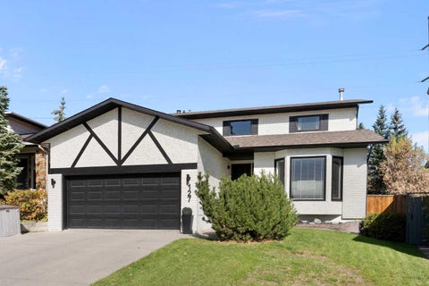 Photo of 127 Edgewood Drive NW, Calgary, AB T3A 2T3 (MLS # A2350763)