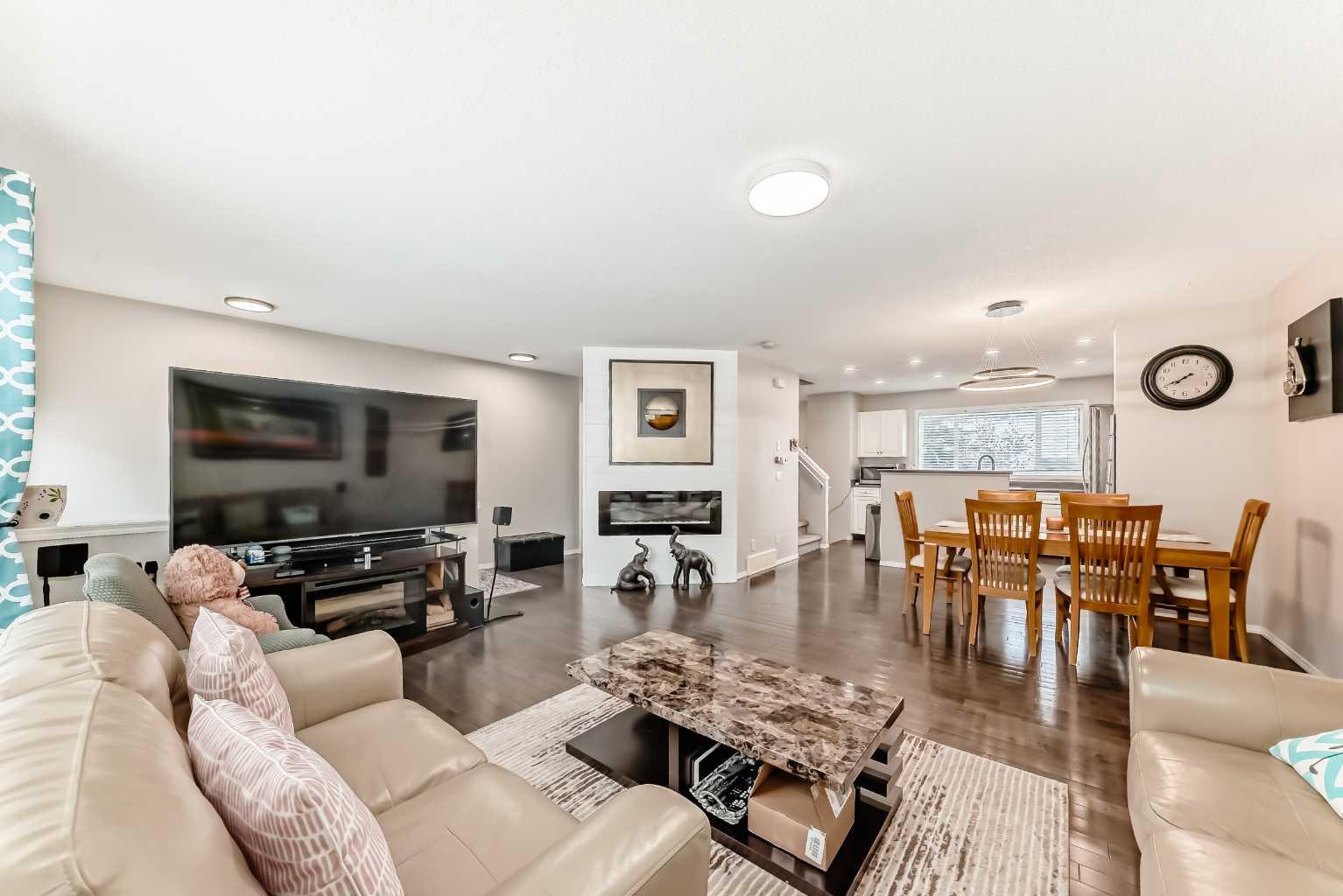 271 Prestwick Acres Lane SE