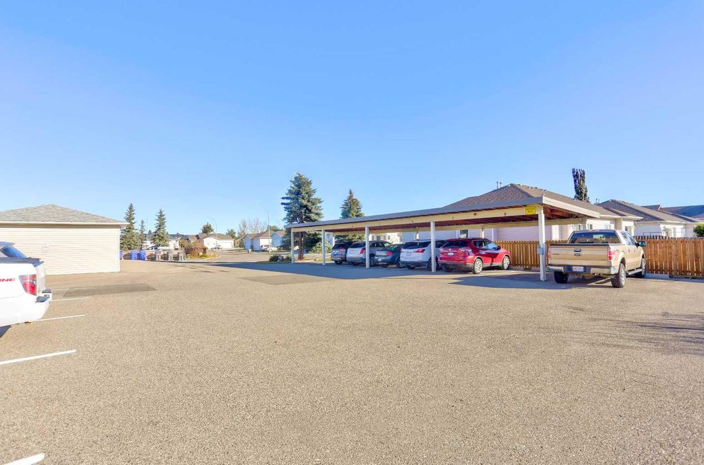 Photo of 6 Skyline Crescent #103, Claresholm, AB T0L 0T0 (MLS # A2265771)