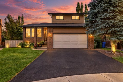 Photo of 343 Berkshire Place NW, Calgary, AB T3K 1K8 (MLS # A2344381)