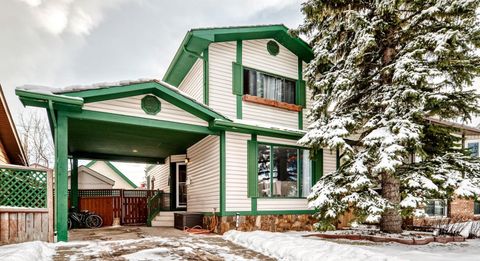 35 Macewan Drive NW Calgary AB T3K 3G1