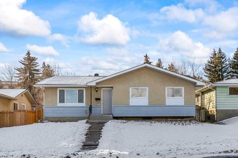 Photo of 531 64 Avenue NW, Calgary, AB T2K 5L3 (MLS # A2300632)