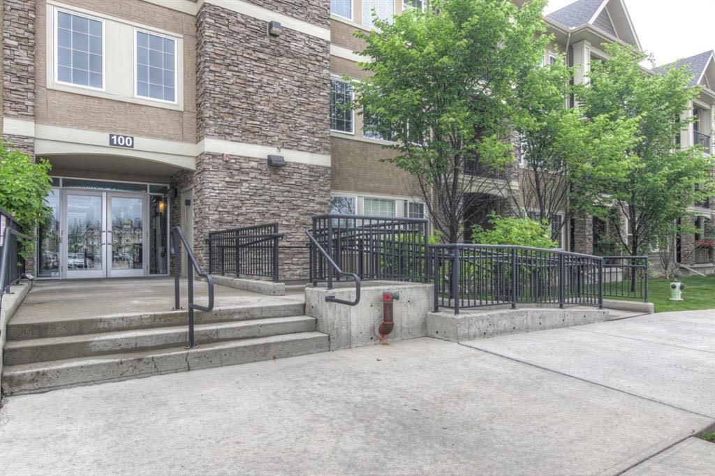 Photo of 100 Cranfield Common SE #208, Calgary, AB T3M 1S1 (MLS # A2296223)