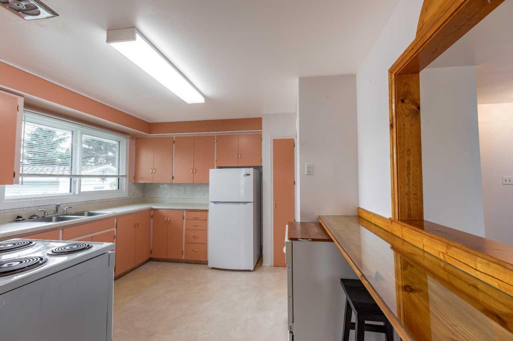 Photo of 104 Fraser Street, Hinton, AB T7V 1B7 (MLS # A2348190)