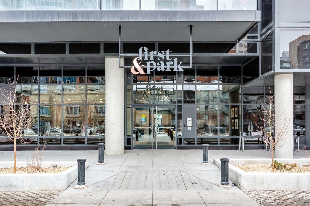 Photo of 730 2nd Avenue SW #214, Calgary, AB T2P 1R8 (MLS # A2294716)