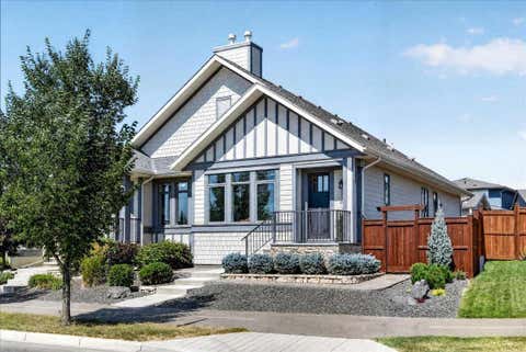 Photo of 24 Mahogany Gardens SE, Calgary, AB T3M 2S2 (MLS # A2334751)
