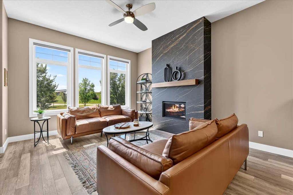 Photo of 24 Mahogany Gardens SE, Calgary, AB T3M 2S2 (MLS # A2334751)