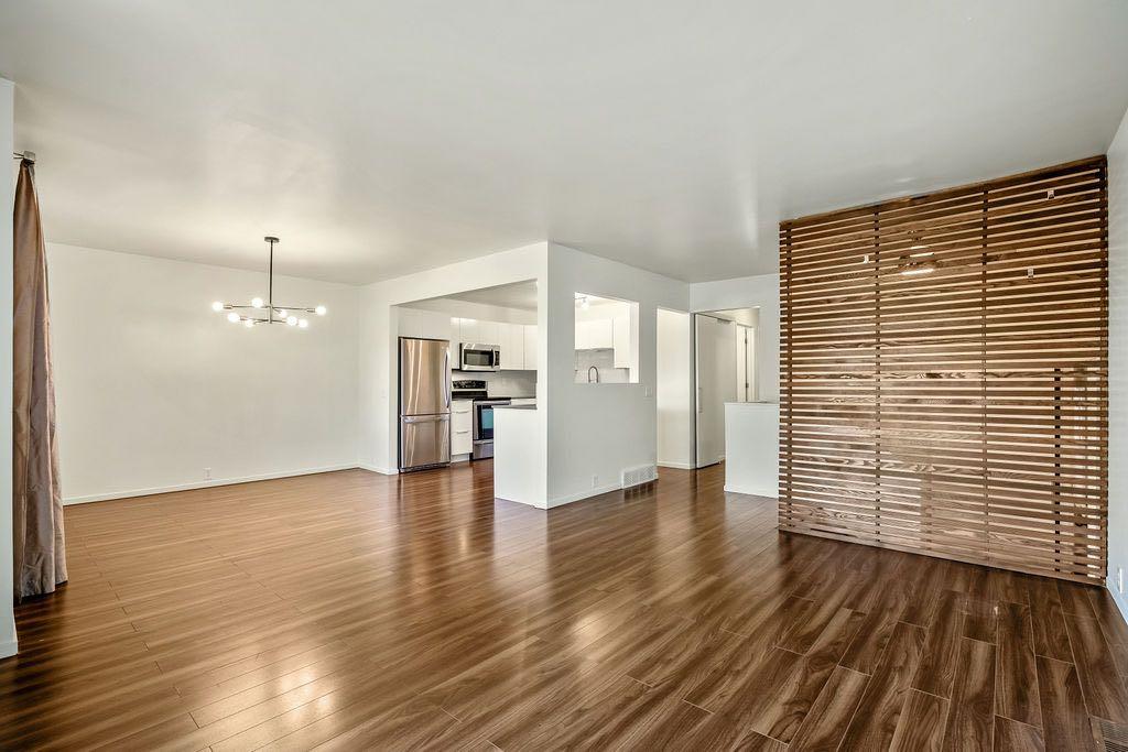 588 Strathcona Drive SW