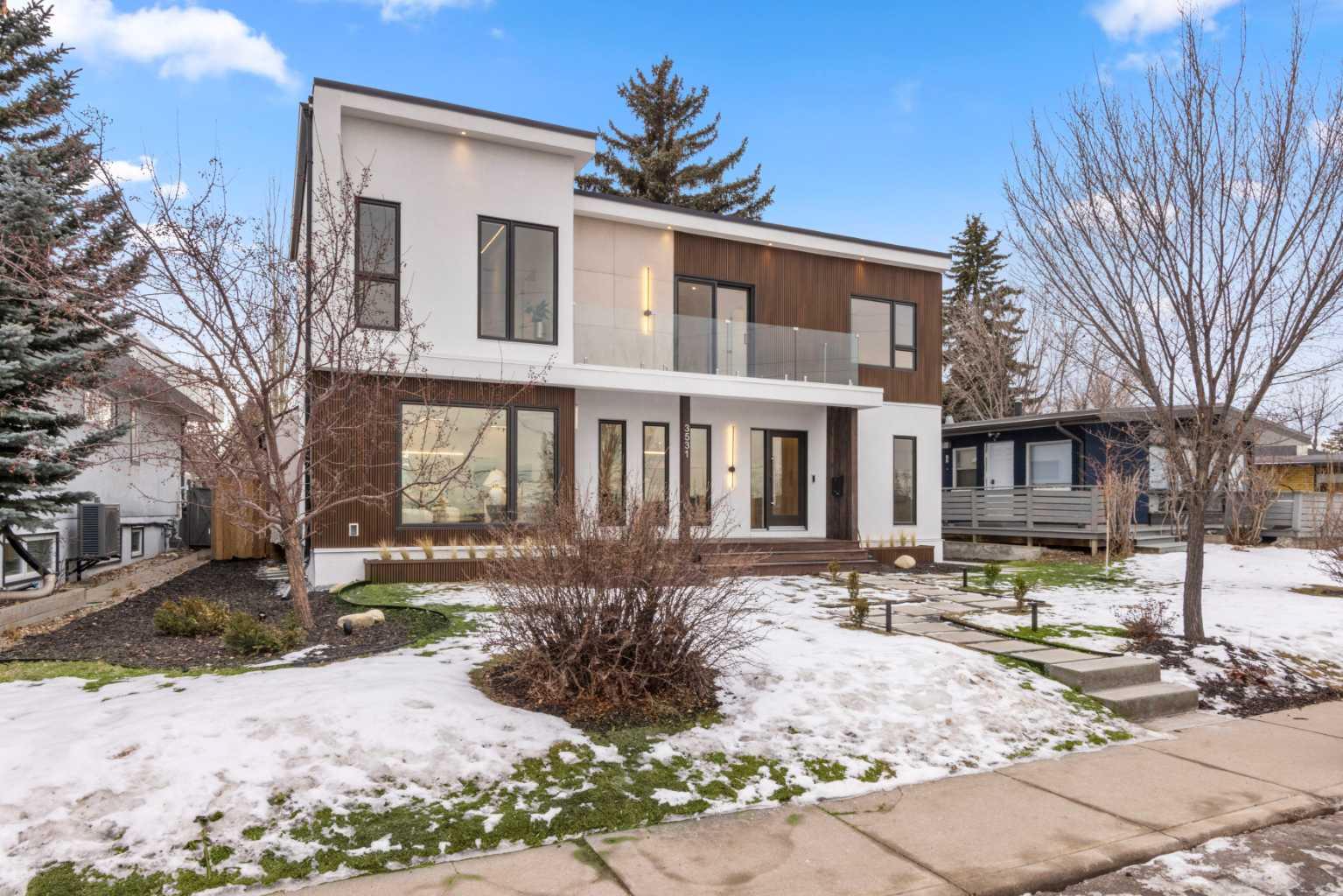 3531 Spruce Drive SW