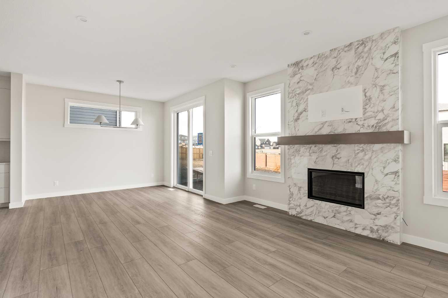 268 Calhoun Crescent NE