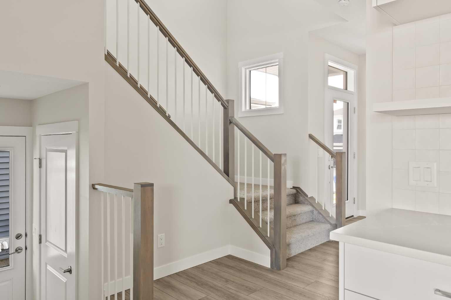 268 Calhoun Crescent NE