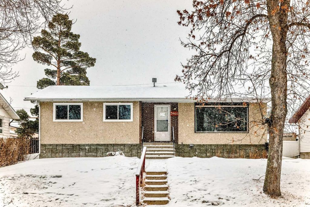 Photo of 3905 43 Street, Ponoka, AB T4J 1B2 (MLS # A2292707)