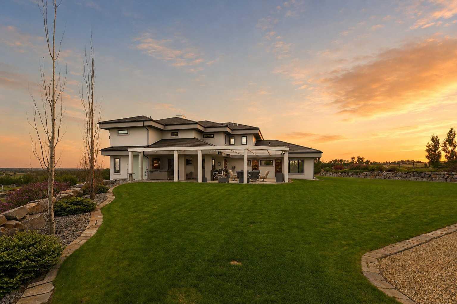 255038 Township Road 434