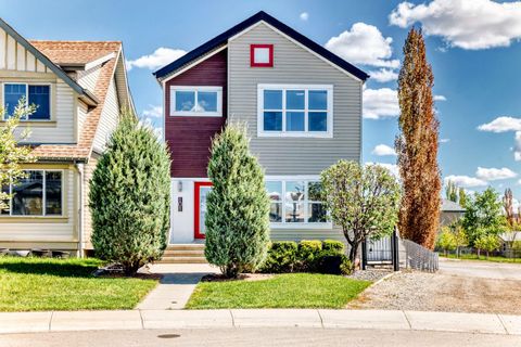 Photo of 101 Copperstone Circle SE, Calgary, AB T2Z 0G8 (MLS # A2313771)