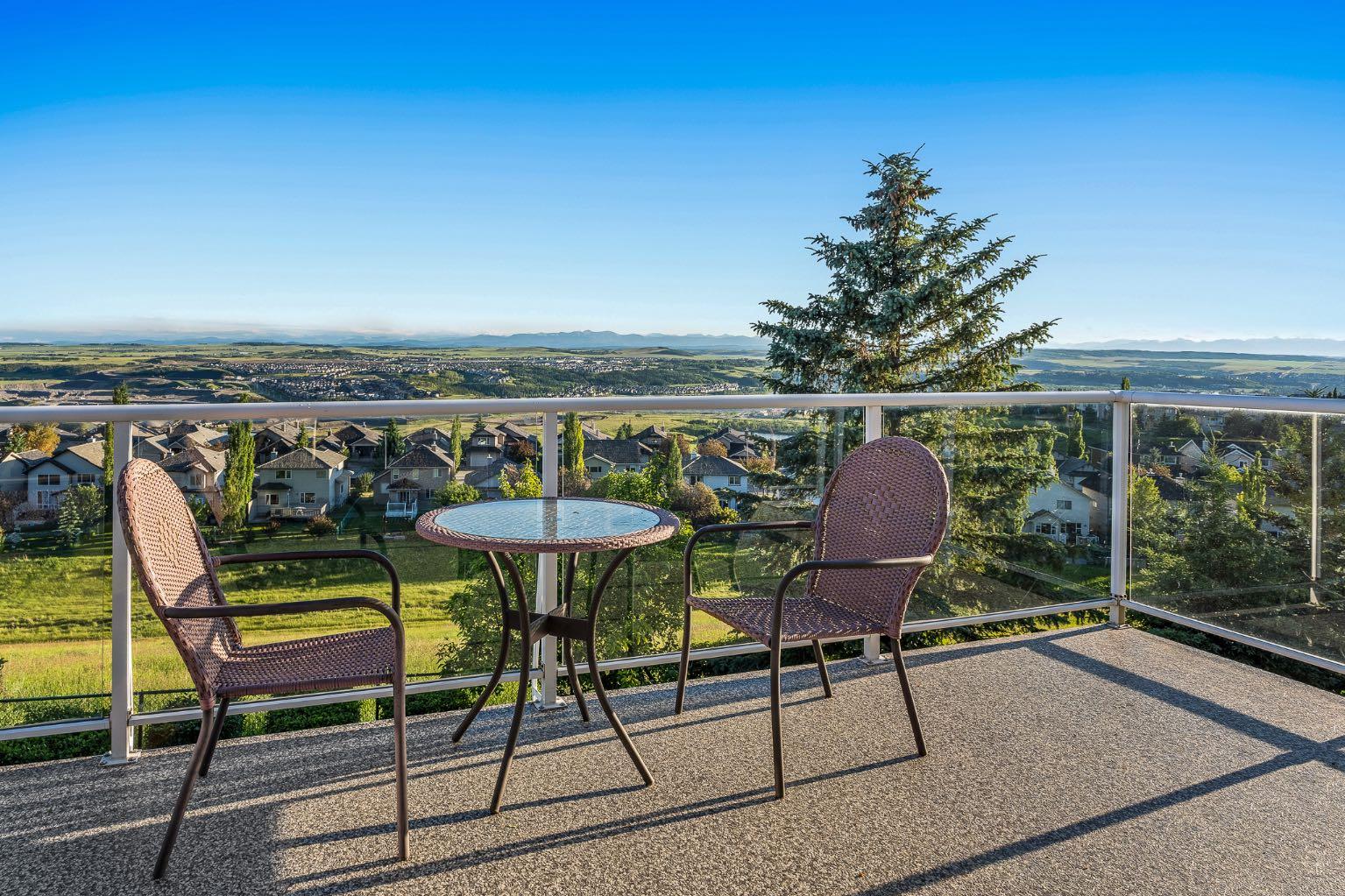 19 Gleneagles View