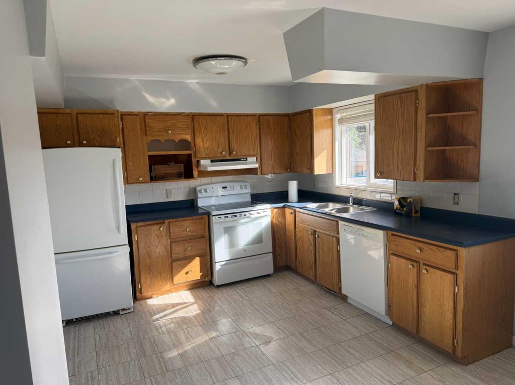 Photo of 9915 97 Avenue, Wembley, AB T0H 3S0 (MLS # A2347850)