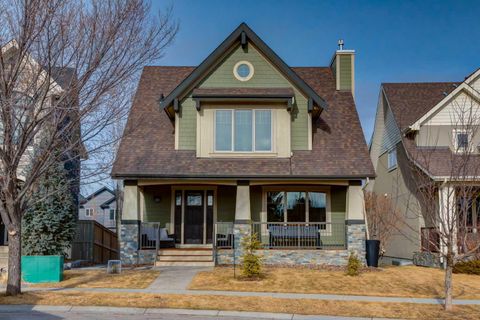 30 Cooperstown Court SW Airdrie AB T4B 2C5