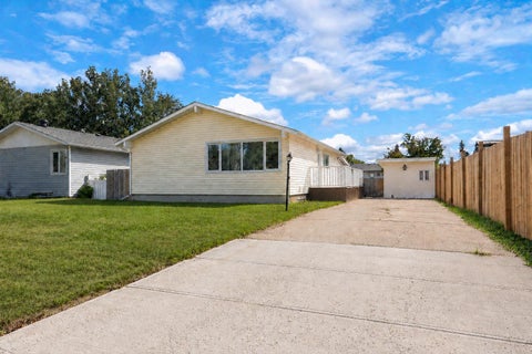 Photo of 2 Blair Crescent, Fort McMurray, AB T9H 1M9 (MLS # A2342621)