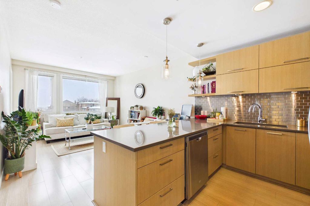 Photo of 707 4 Street NE #320, Calgary, AB T2E 3S7 (MLS # A2298916)