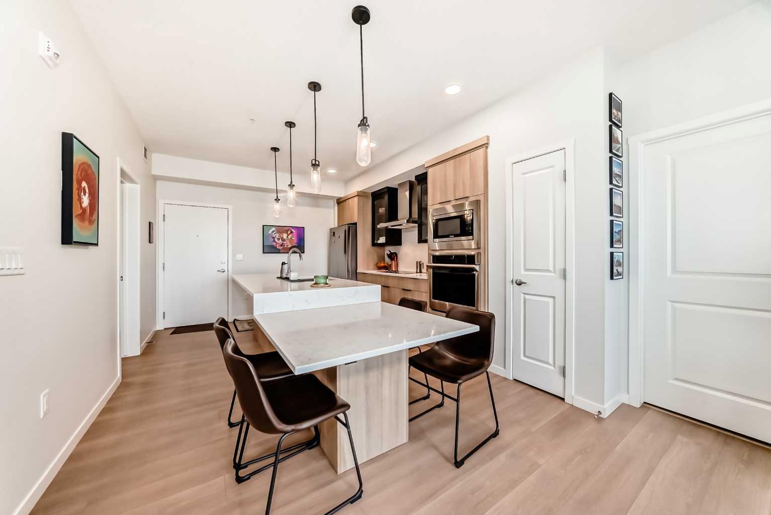 80 Carrington Plaza NW 413