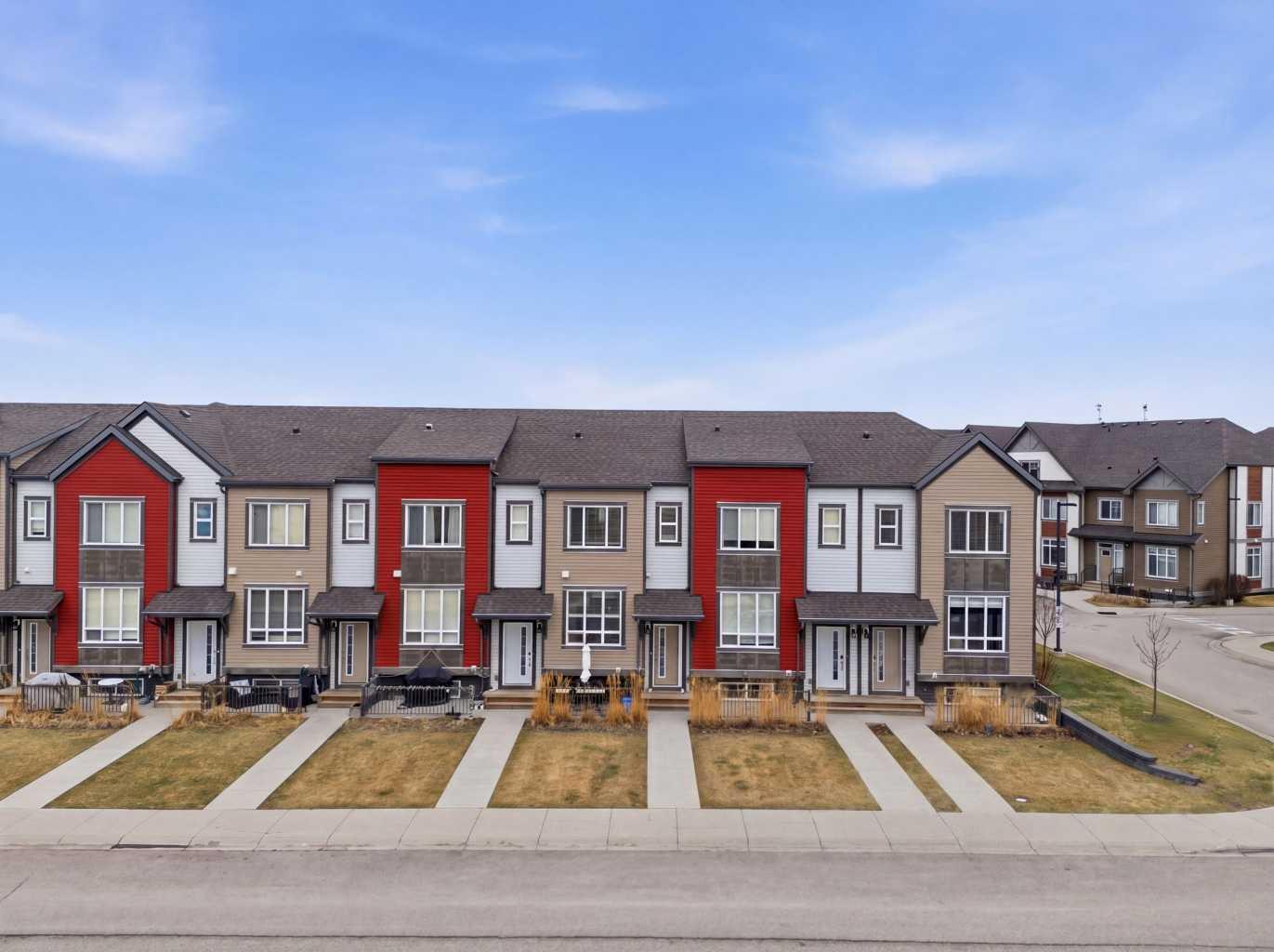 235 Copperstone Park SE