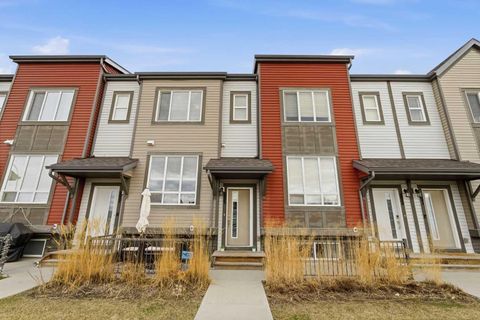Photo of 235 Copperstone Park SE, Calgary, AB T2Z 5E4 (MLS # A2301168)