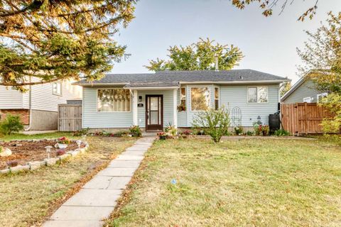 13 Brentwood Drive Strathmore AB T1P 1G1