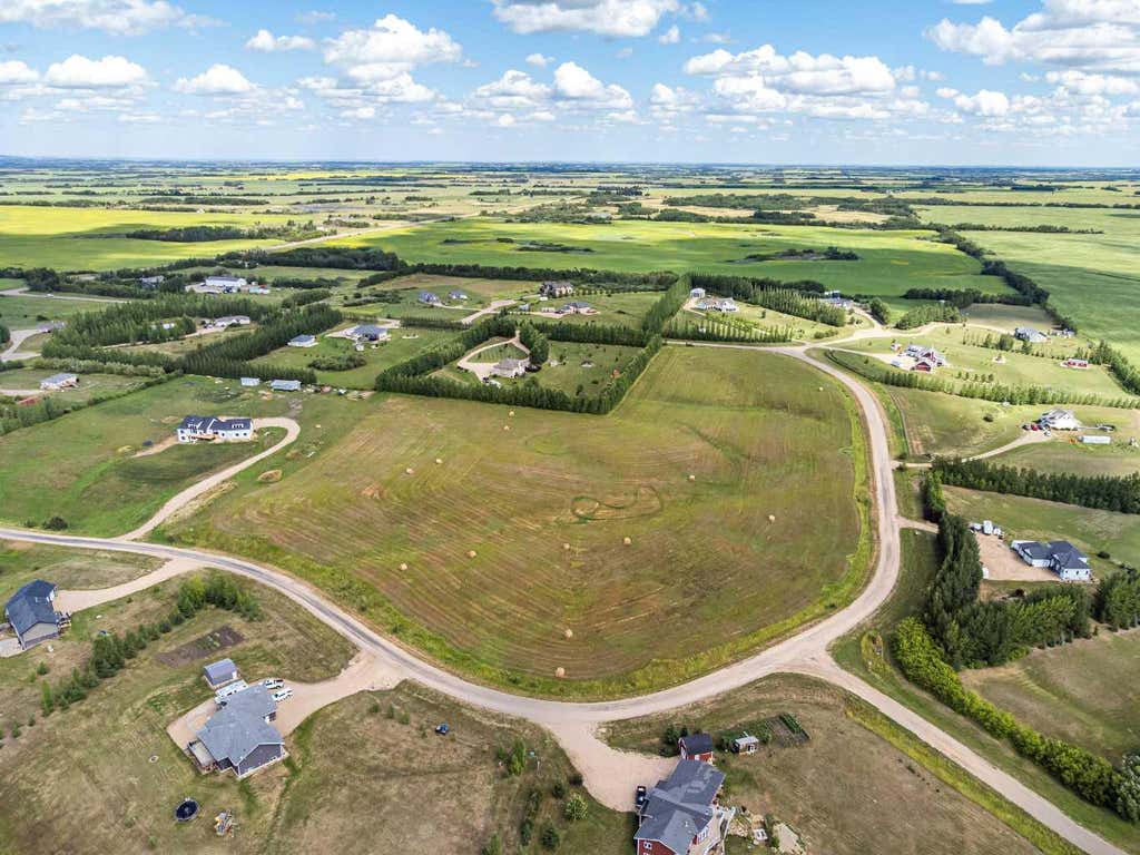 Photo of 45 Clearview Drive, Rural Vermilion River, County of, AB T0B 2P0 (MLS # A2339845)