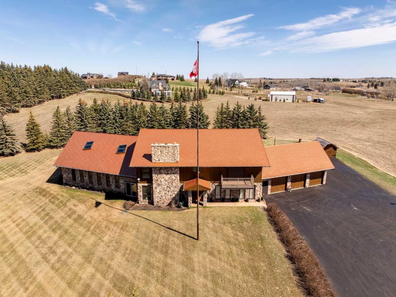 302 Macleod Trail