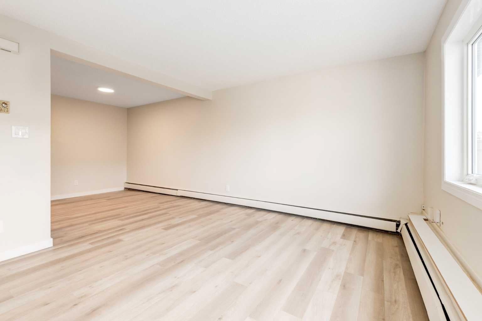 3809 45 Street SW 67
