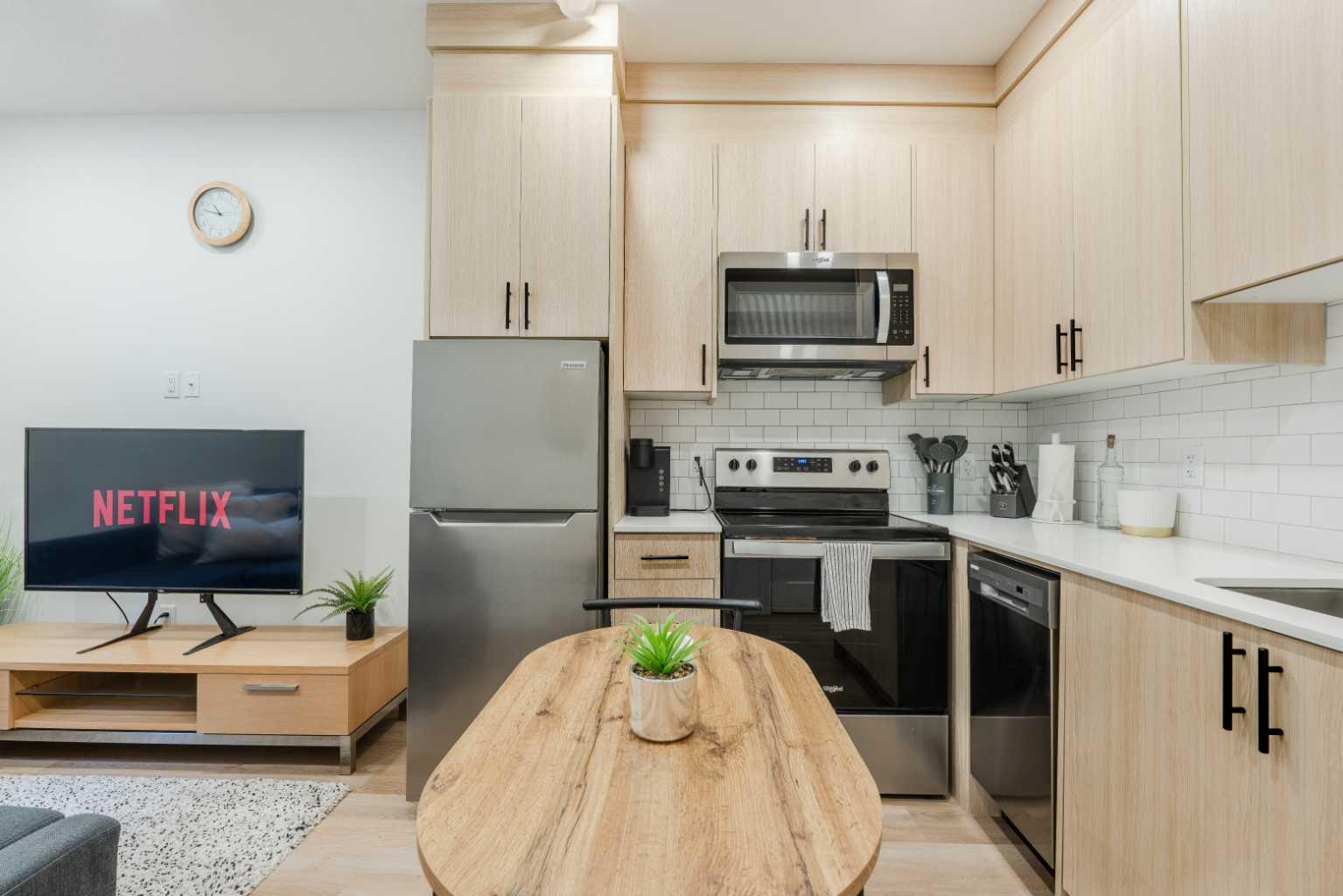 1313 20 Avenue NW Unit 4B