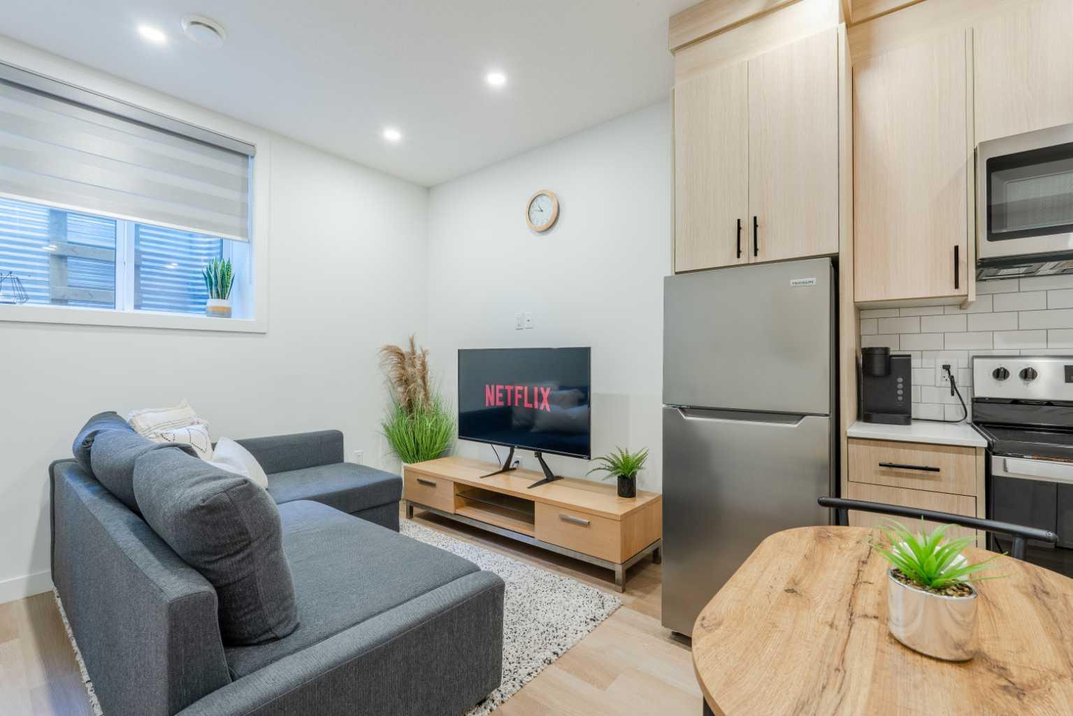 1313 20 Avenue NW Unit 4B