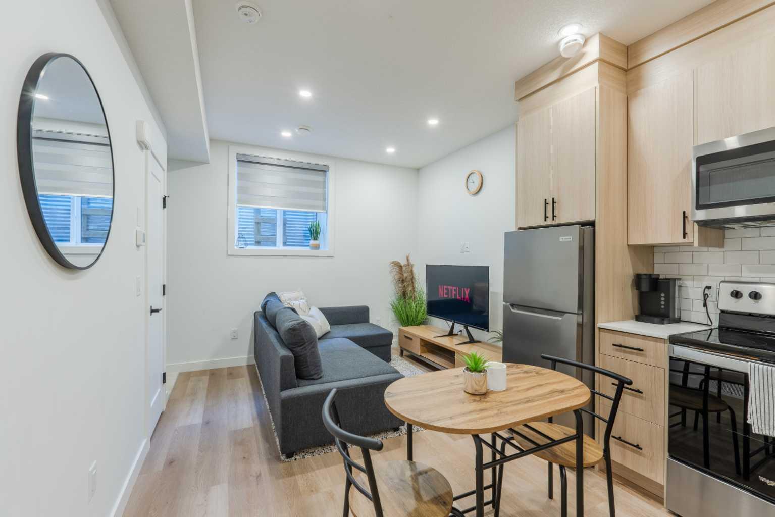 1313 20 Avenue NW Unit 4B