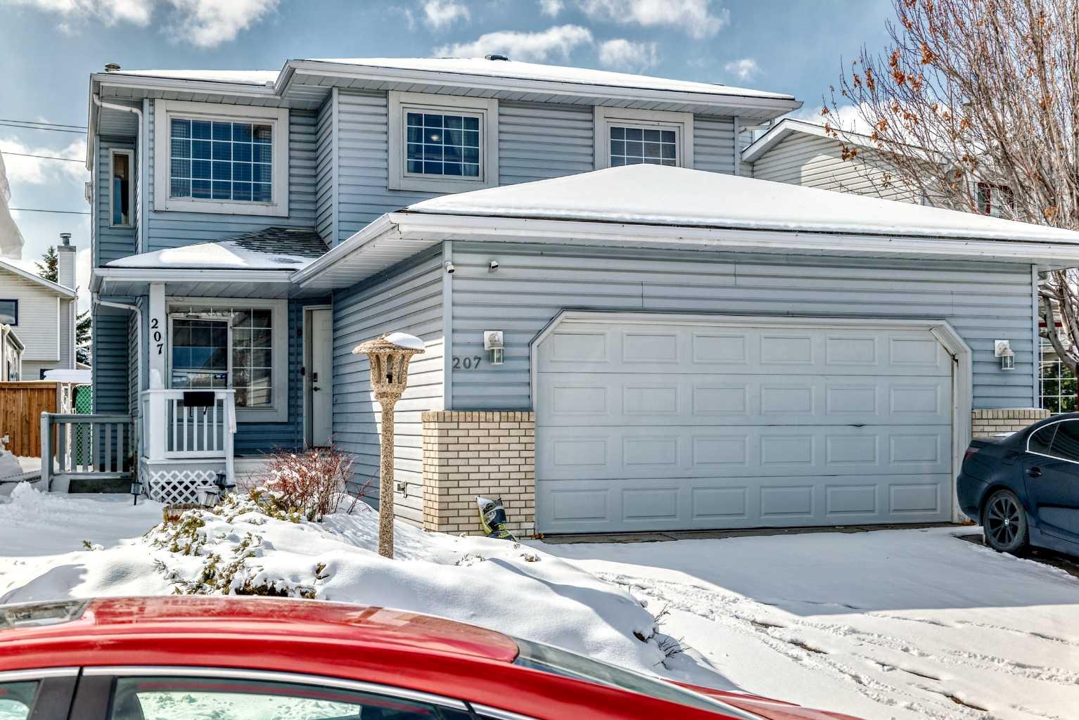 207 Eldorado Close NE
