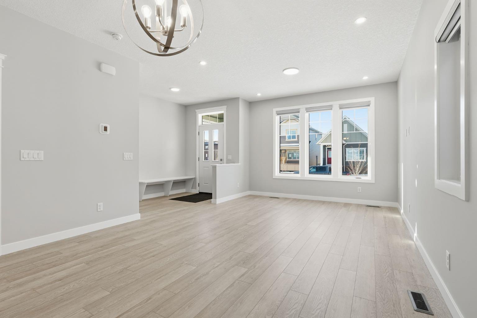 936 Reynolds Lane SW