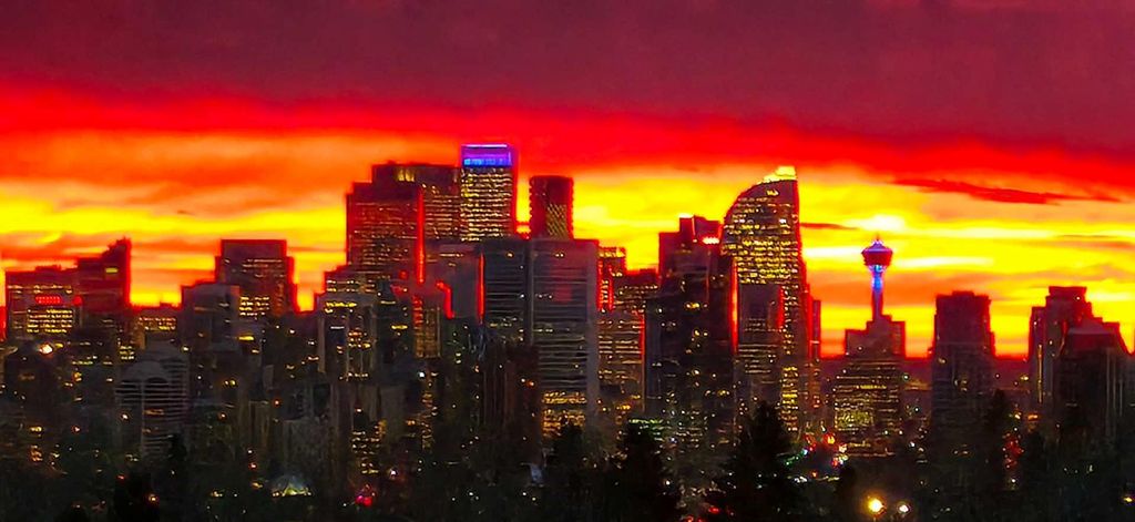 Photo of 24 Hemlock Crescent SW #3803, Calgary, AB T3C 2Z1 (MLS # A2275095)