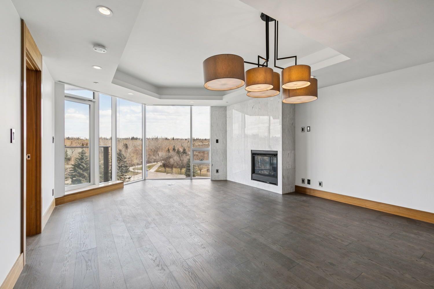 738 1 Avenue SW 606