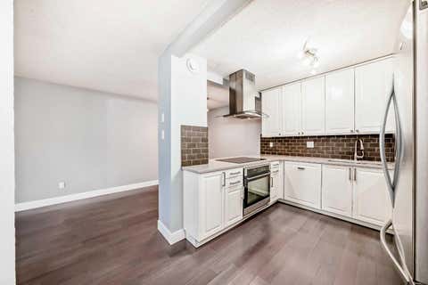 Photo of 537 14 Avenue SW #604, Calgary, AB T2R 0M7 (MLS # A2309980)