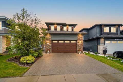Photo of 13 Lazaro Close, Red Deer, AB T4R 0R6 (MLS # A2333054)