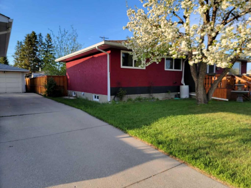 Photo of 9136 Allison Drive SE, Calgary, AB T2J 1B1 (MLS # A2285015)