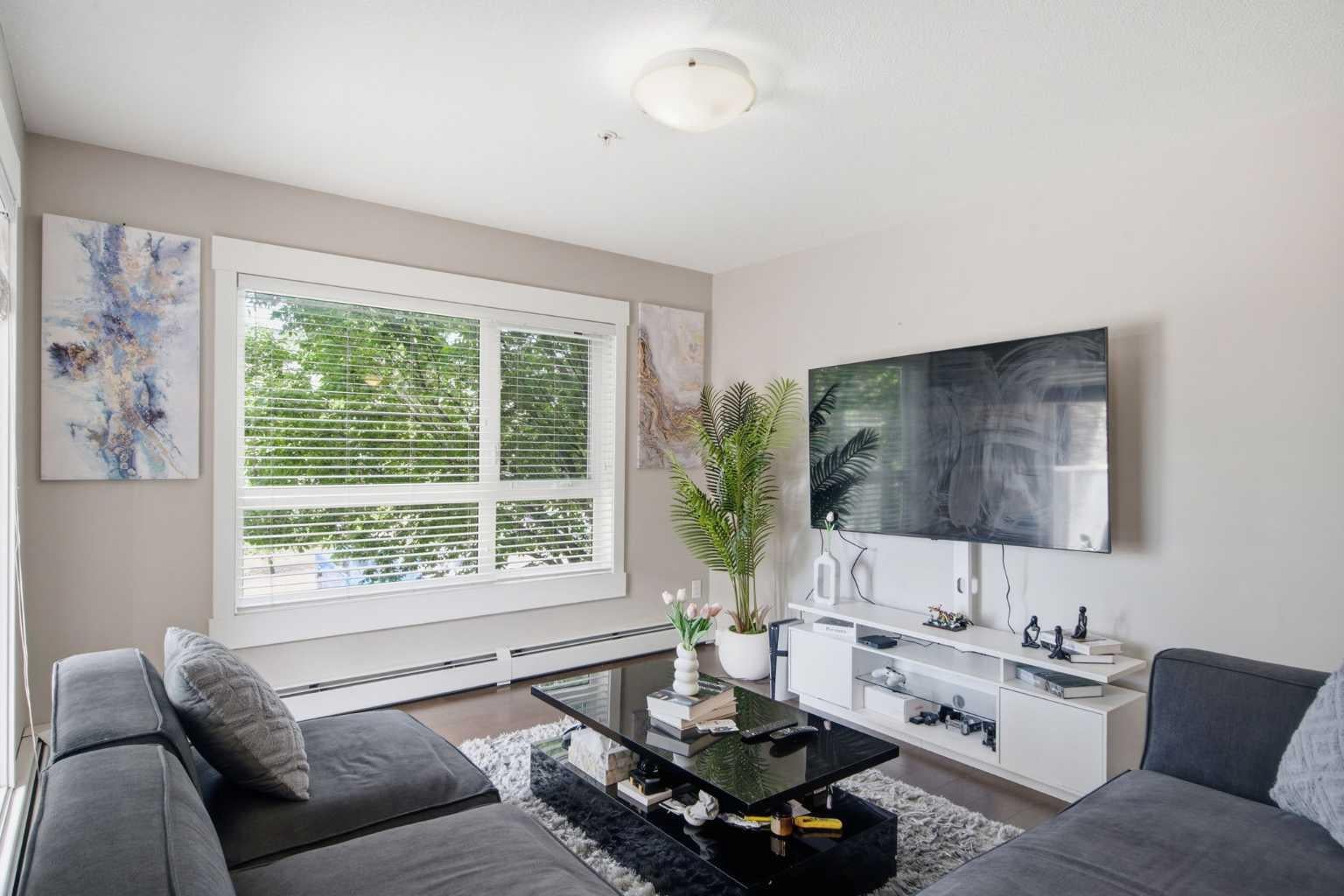 240 Skyview Ranch Road NE 2206
