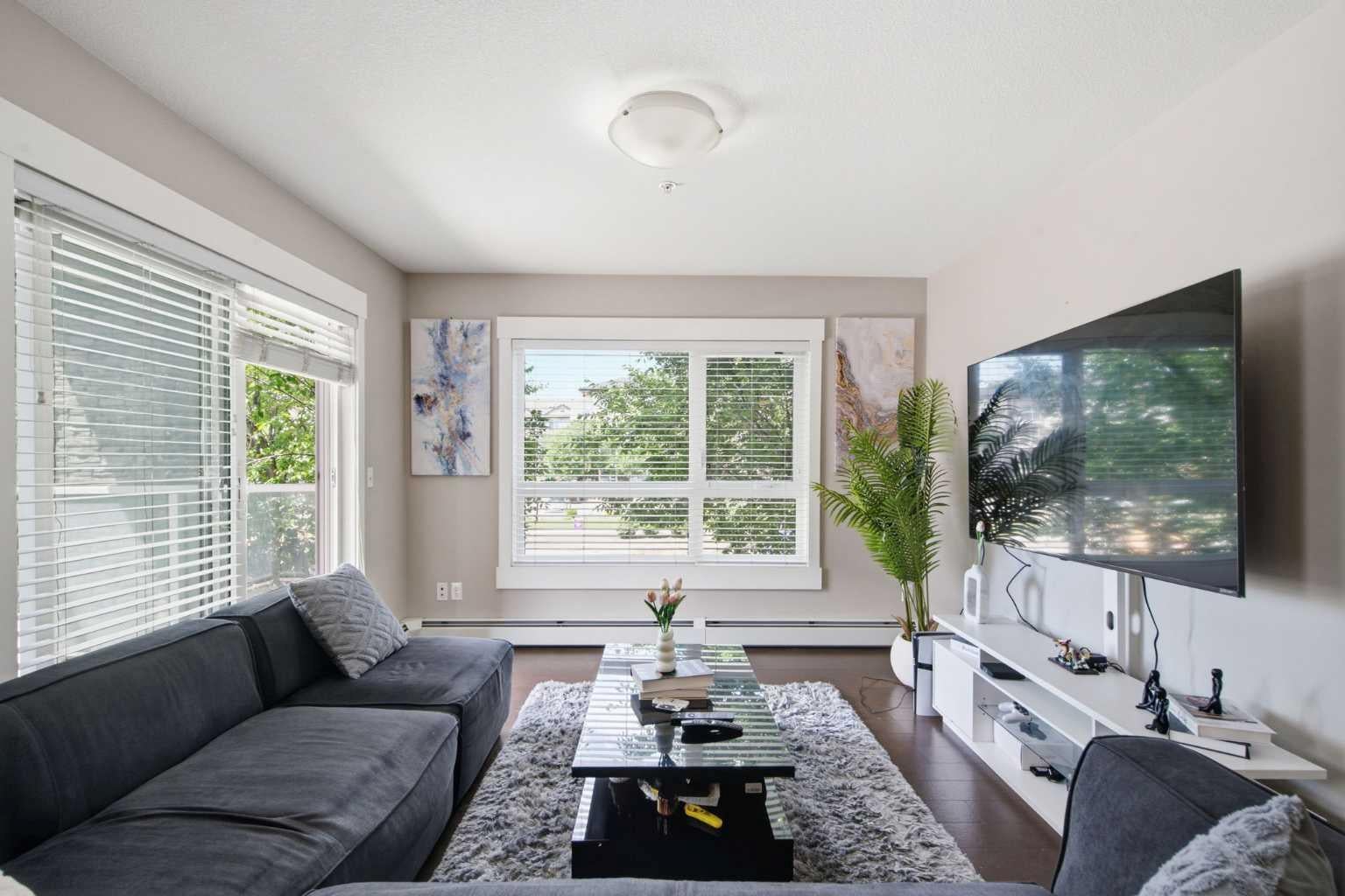 240 Skyview Ranch Road NE 2206