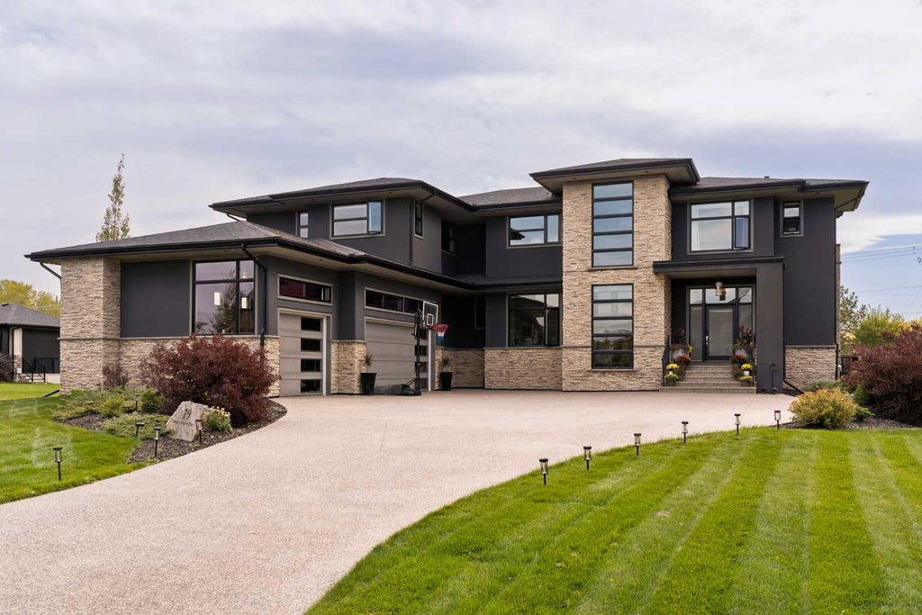 Photo of 19 Stoneypointe Place, Rural Rocky View County, AB T3L 0C9 (MLS # A2348317)